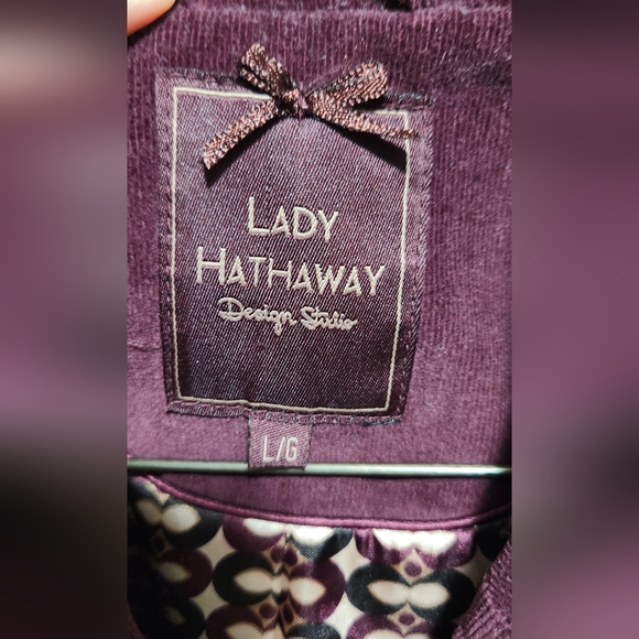Lady Hathaway Corduroy wine blazer - Picture 4 of 10